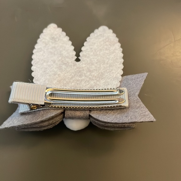 DONATED TO SCHOOL: Silver Sparkle Bunny Ear Bow Hair Clip Girls Easter - Picture 5 of 7